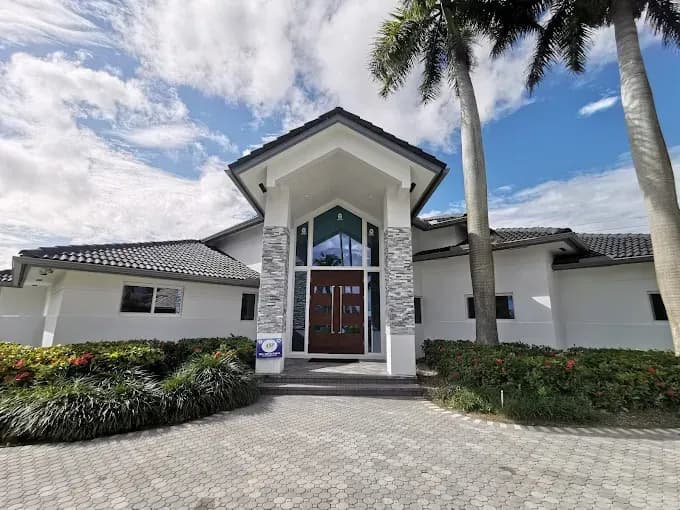 Home Miami 11