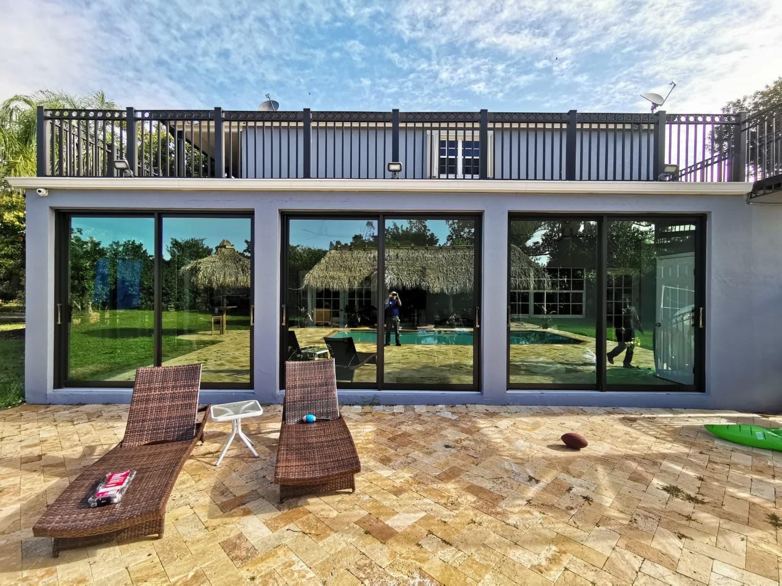 imgi_3_674fdb55c7b548d131445101_Patio Doors.jpg