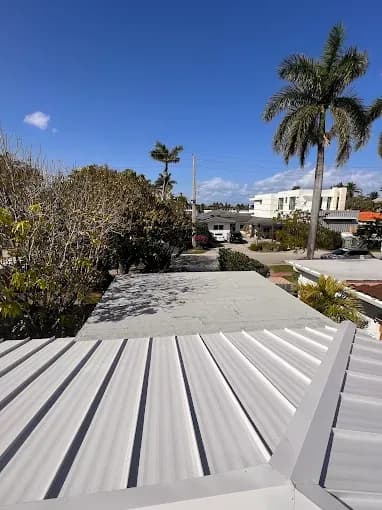 New Roof Replacement: A Complete Homeowner's Guide